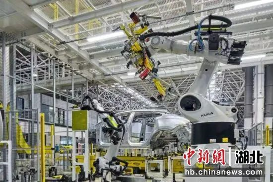 從機械藝術到數字智造 探訪路特斯全球智能工廠，解讀汽車制造“新四化”的極致演繹